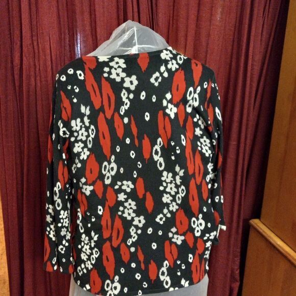 LH Sport Women's XL V Neck Lightweight Bead Embellished Sweater Granny Chic - Picture 2 of 5